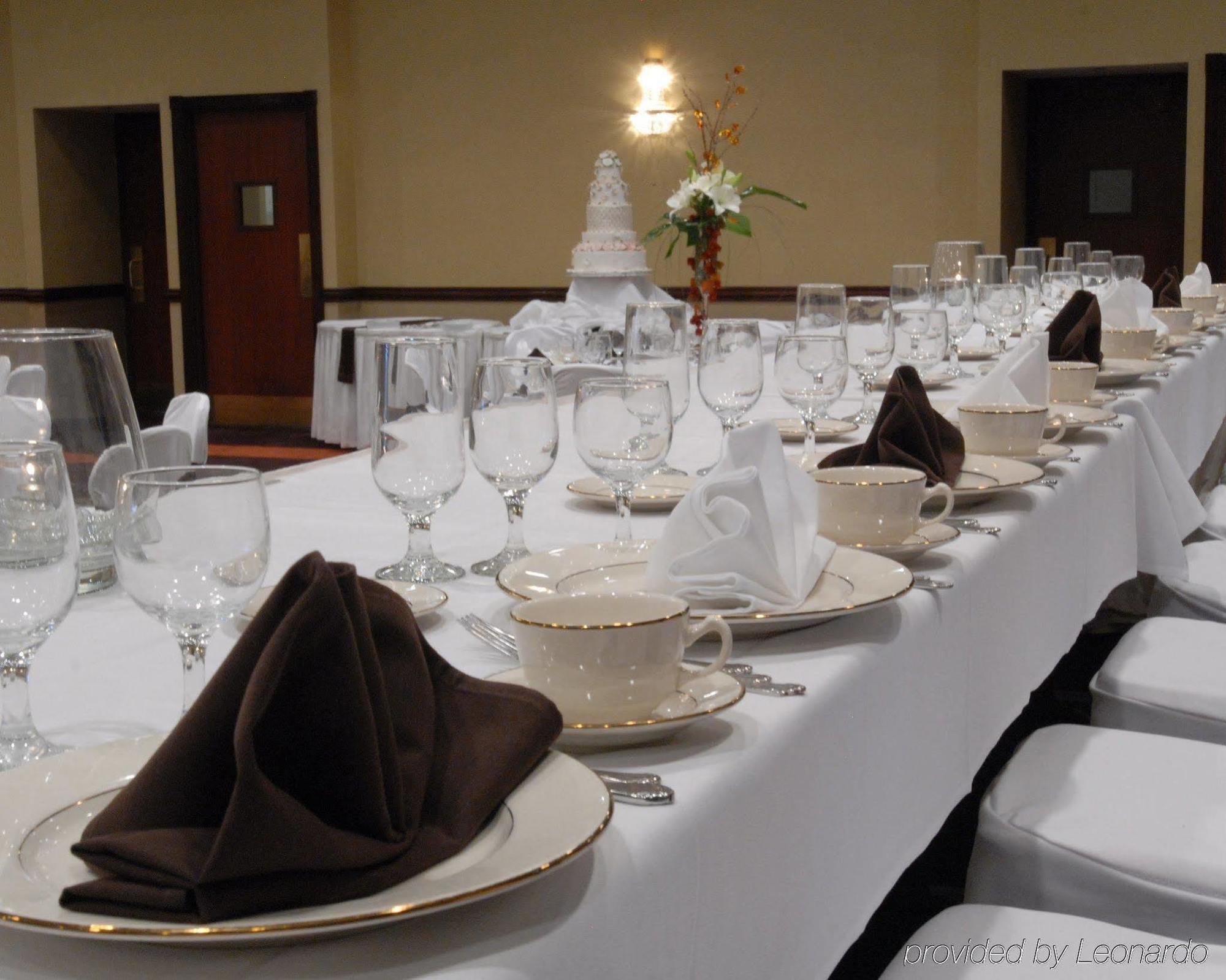 Holiday Inn Youngstown-South - Boardman By Ihg Exterior photo