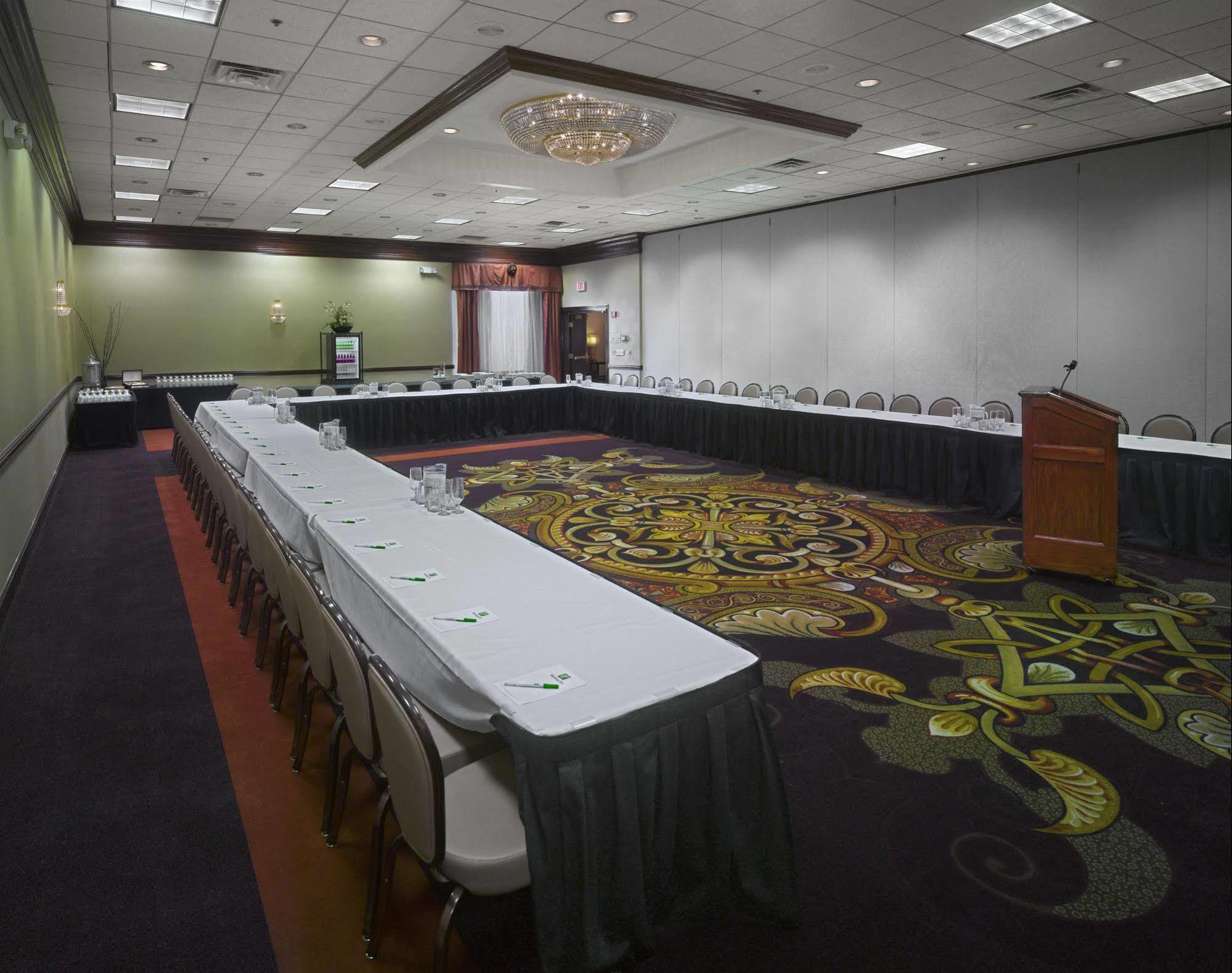 Holiday Inn Youngstown-South - Boardman By Ihg Exterior photo